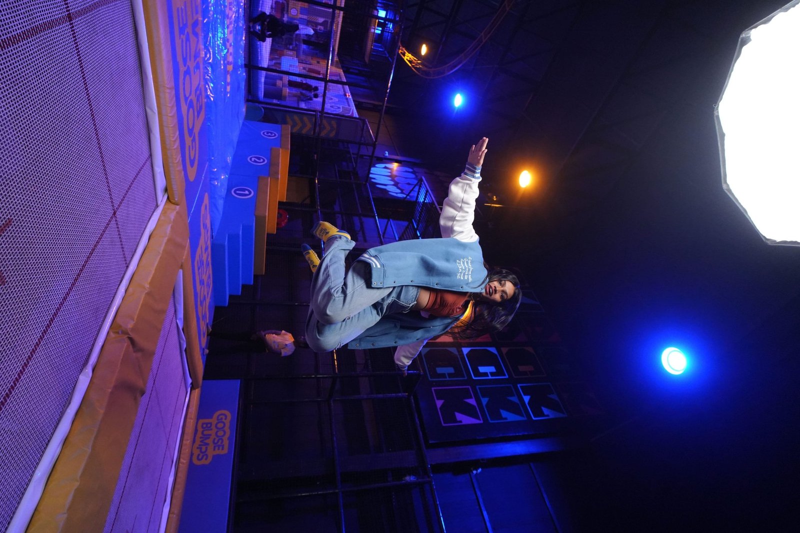 Trampoline - Photo 3