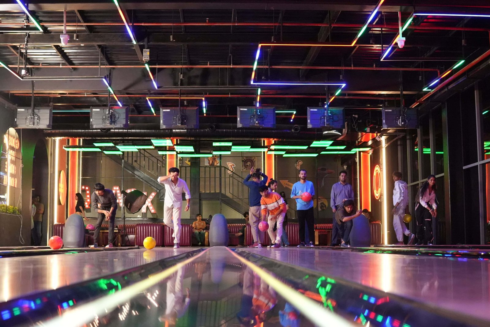 Bowling - Photo 1