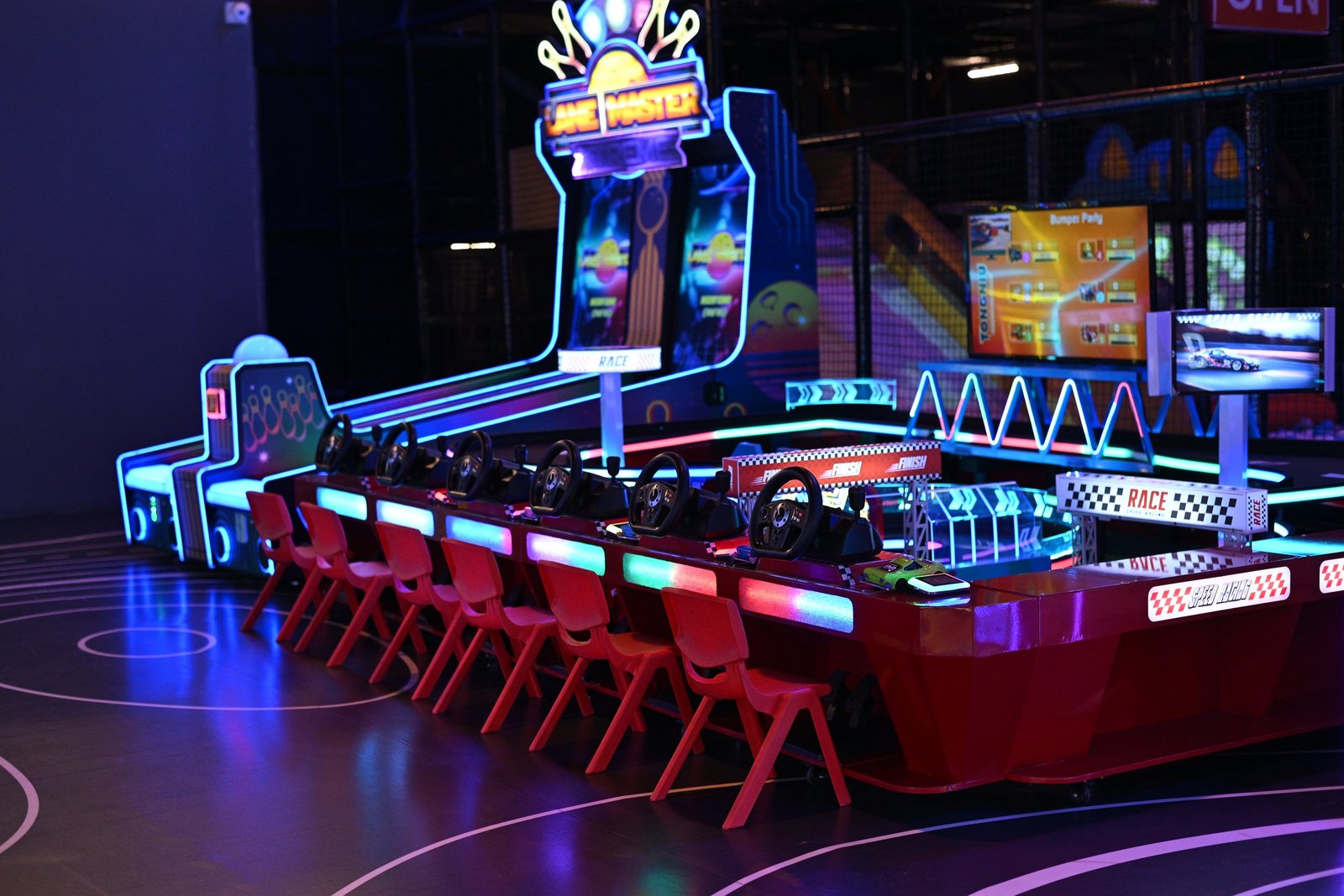 Arcade - Photo 1
